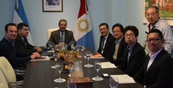 Firmas japonesas analizan sumar autopartes locales