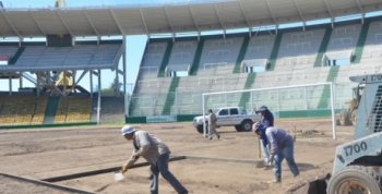 El césped en el Kempes ya es una realidad