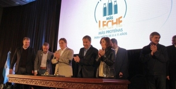 La Provincia presentó el programa Más Leche, Más Proteínas
