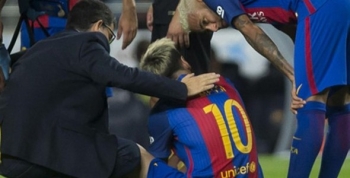 Messi se lesionó en Barcelona y se duda que juegue en el Kempes