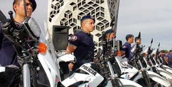Schiaretti presentó 100 nuevas motocicletas para la Policía