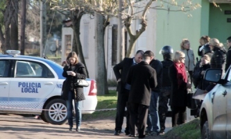 El asesino de Necochea decapitó a su mujer y le dio 10 puñaladas a cada víctima