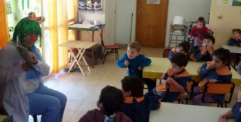 Jugando aprenden salud bucal en Carlos Paz