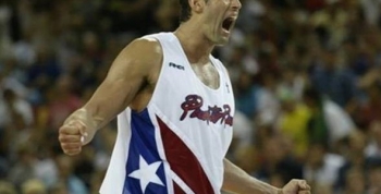 La Federación Nacional de Baloncesto de Puerto Rico retira el dorsal de José Piculín Ortiz