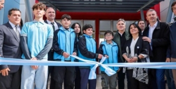 Llaryora inauguró el nuevo edificio de la escuela ProA en La Falda