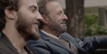 Conexión real, el corto protagonizado por Guillermo Francella 