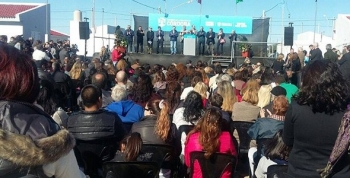 Schiaretti entregó 56 viviendas en Río Cuarto