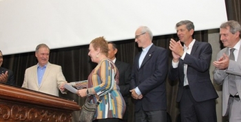 Córdoba entregó $8,7 millones para fomentar la investigación científica