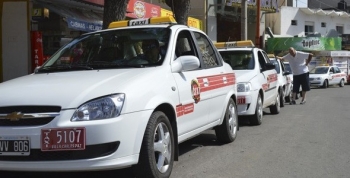 EJECUTIVO ANALIZARÁ UNA SUBA EXCEPCIONAL PARA LOS TAXIS