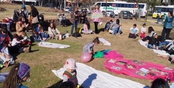 La teteada solidaria también tuvo su convocatoria en Carlos Paz