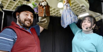 El grupo Titiriarte hizo felices a los chicos del Hospital de Niños