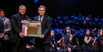 Llaryora asistió a la gala por el 70° aniversario de la Universidad Católica de Córdoba