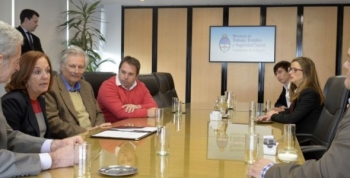 Acuerdo con Nación para emplear a tres mil jóvenes